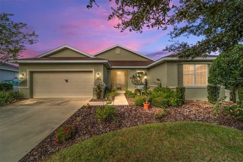 Villa ou maison à vendre à Ocala, Floride: 2 chambres, 159.42 m2 № 1428820 - photo 1