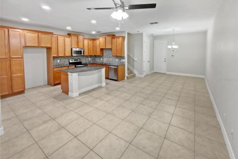 Townhouse in Orlando, Florida 2 bedrooms, 160.26 sq.m. № 1027710 - photo 3