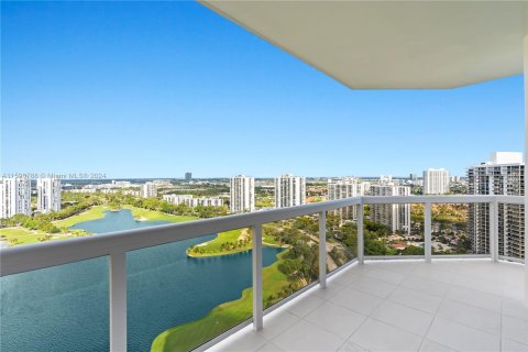 Copropriété à vendre à Aventura, Floride: 2 chambres, 124.49 m2 № 1209540 - photo 20