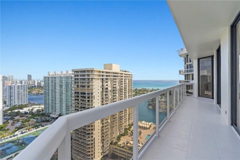 Copropriété à vendre à Aventura, Floride: 2 chambres, 124.49 m2 № 1209540 - photo 25