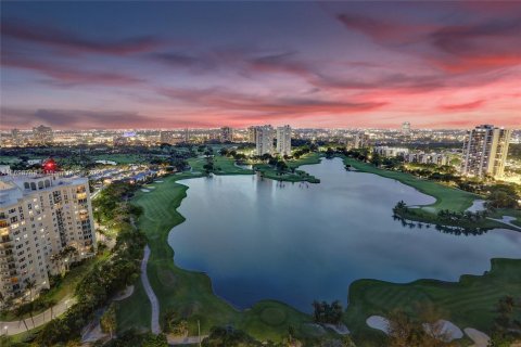 Condo in Aventura, Florida, 2 bedrooms  № 1209540 - photo 3