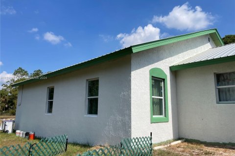 Casa en venta en Clewiston, Florida, 4 dormitorios, 247.86 m2 № 1209058 - foto 5