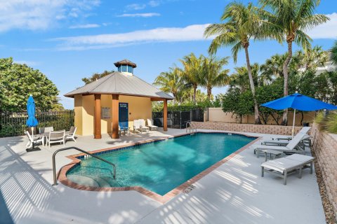 Touwnhouse à vendre à Juno Beach, Floride: 2 chambres, 158.77 m2 № 1044164 - photo 5