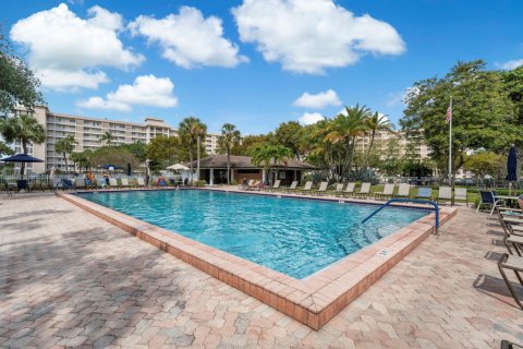 Copropriété à vendre à Pompano Beach, Floride: 3 chambres, 129.13 m2 № 1044161 - photo 16