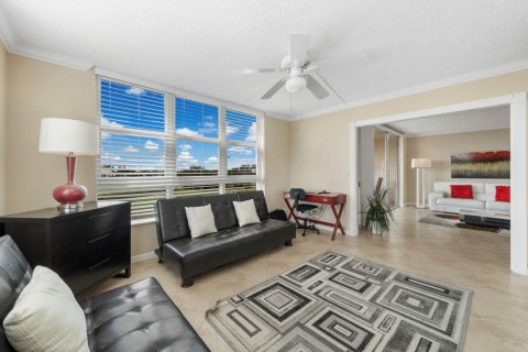 Copropriété à vendre à Pompano Beach, Floride: 3 chambres, 129.13 m2 № 1044161 - photo 21