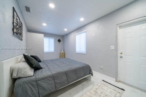 Casa en venta en North Lauderdale, Florida, 3 dormitorios, 91.97 m2 № 1228440 - foto 5