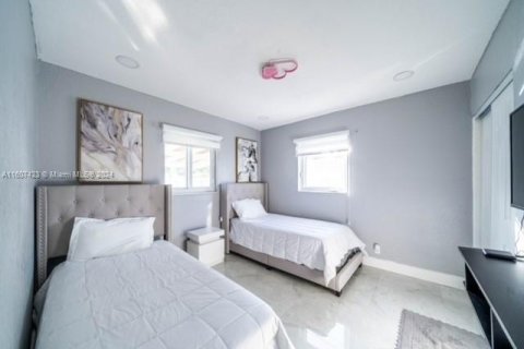 Casa en venta en North Lauderdale, Florida, 3 dormitorios, 91.97 m2 № 1228440 - foto 10