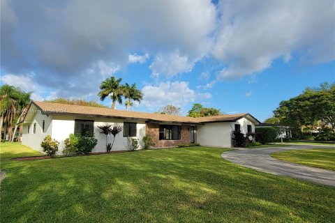 Casa en venta en Palmetto Bay, Florida, 4 dormitorios, 195.28 m2 № 1075195 - foto 4