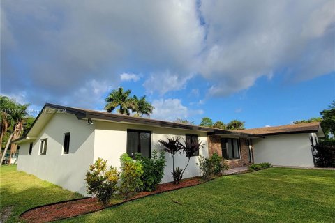Casa en venta en Palmetto Bay, Florida, 4 dormitorios, 195.28 m2 № 1075195 - foto 5