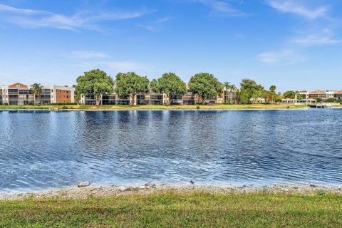 Copropriété à vendre à Tamarac, Floride: 2 chambres, 106.09 m2 № 1222402 - photo 29