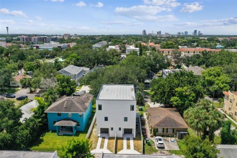 Adosado en venta en Tampa, Florida, 3 dormitorios, 213.68 m2 № 1295828 - foto 21