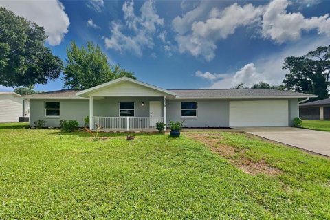 Villa ou maison à vendre à Edgewater, Floride: 3 chambres, 120.77 m2 № 1295783 - photo 1