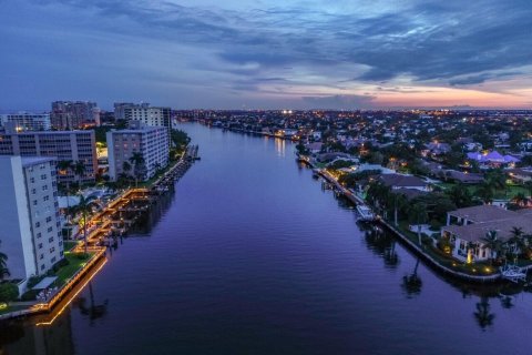 Condo in Highland Beach, Florida, 2 bedrooms  № 1223166 - photo 5