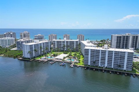 Condo in Highland Beach, Florida, 2 bedrooms  № 1223166 - photo 28