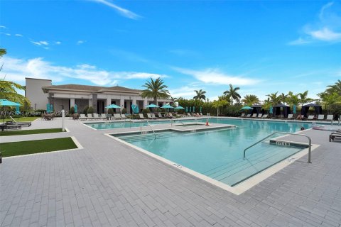 Villa ou maison à vendre à Parkland, Floride: 5 chambres, 319.86 m2 № 1223167 - photo 20