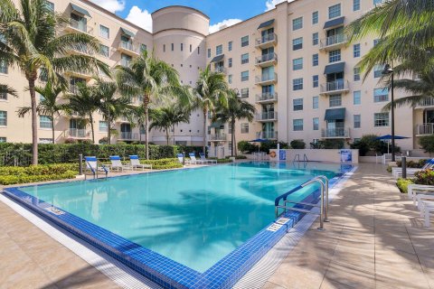 Condominio en venta en West Palm Beach, Florida, 1 dormitorio, 71.26 m2 № 1051161 - foto 8