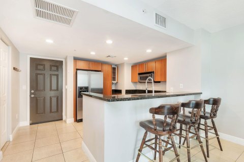 Condominio en venta en West Palm Beach, Florida, 1 dormitorio, 71.26 m2 № 1051161 - foto 15