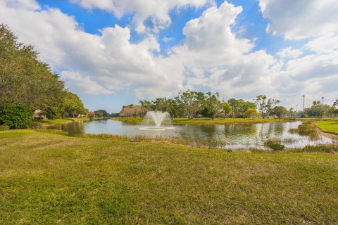 Touwnhouse à vendre à Palm Beach Gardens, Floride: 2 chambres, 138.24 m2 № 1051160 - photo 9