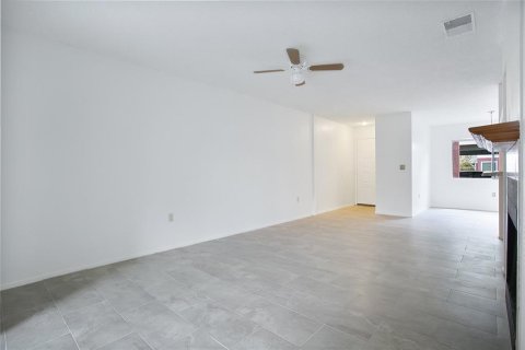 Copropriété à louer à Altamonte Springs, Floride: 2 chambres, 105.82 m2 № 1346912 - photo 14