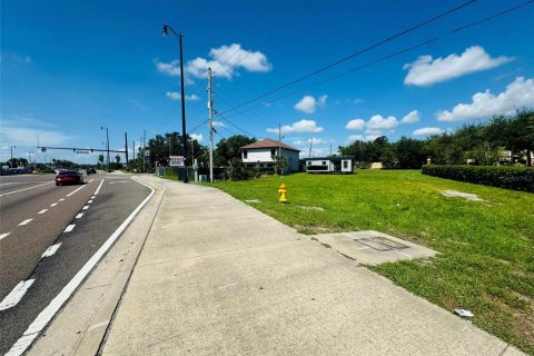 Land in Fern Park, Florida № 1380954 - photo 1