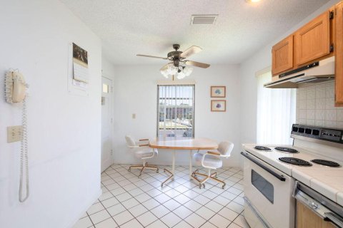 Copropriété à vendre à Stuart, Floride: 2 chambres, 101.73 m2 № 1216021 - photo 7