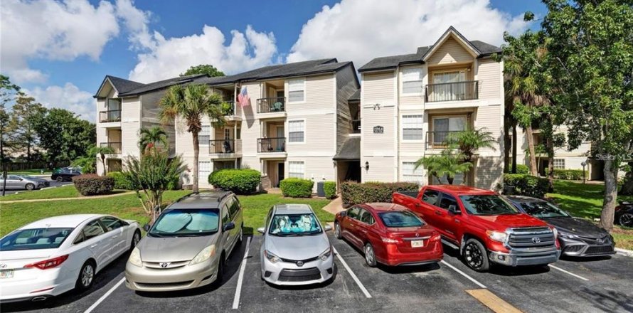 Condominio en Orlando, Florida, 1 dormitorio  № 1056051