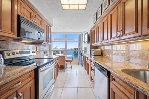 Copropriété à vendre à Aventura, Floride: 3 chambres, 159.23 m2 № 1292393 - photo 10