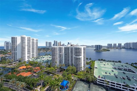 Condominio en venta en Aventura, Florida, 3 dormitorios, 159.23 m2 № 1292393 - foto 28