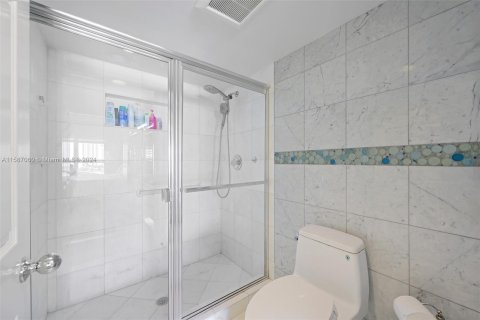 Condo in Aventura, Florida, 3 bedrooms  № 1292393 - photo 18