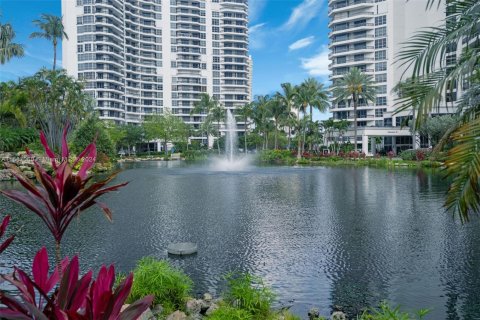 Condominio en venta en Aventura, Florida, 3 dormitorios, 159.23 m2 № 1292393 - foto 26