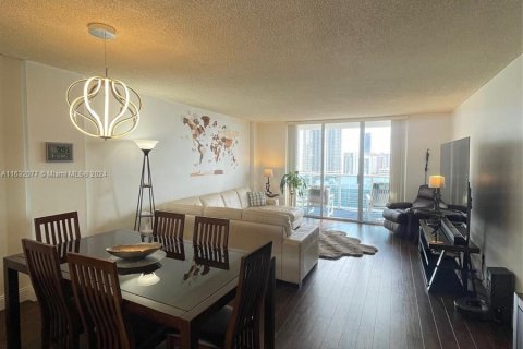 Condominio en venta en Hollywood, Florida, 1 dormitorio, 83.61 m2 № 1292390 - foto 13