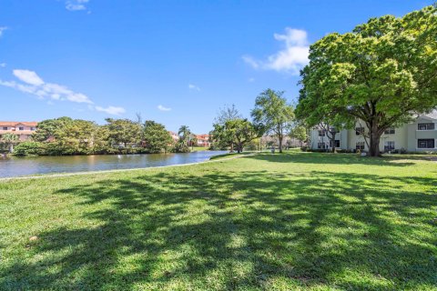 Townhouse in Delray Beach, Florida 3 bedrooms, 129.23 sq.m. № 1061200 - photo 11