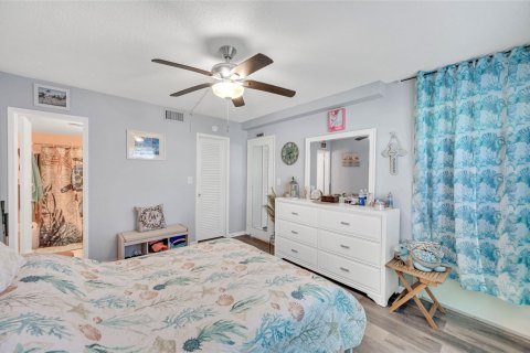 Condo in Lighthouse Point, Florida, 2 bedrooms  № 1073823 - photo 16