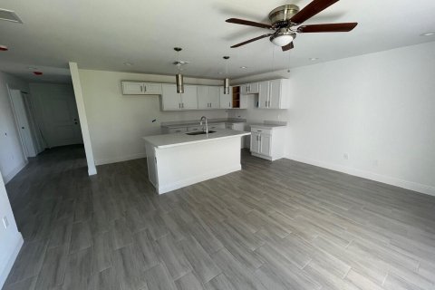 Casa en venta en Riviera Beach, Florida, 3 dormitorios, 117.71 m2 № 1074851 - foto 11