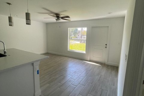 Casa en venta en Riviera Beach, Florida, 3 dormitorios, 117.71 m2 № 1074851 - foto 12