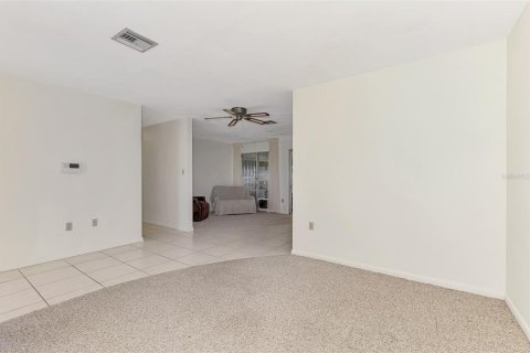 House in Port Charlotte, Florida 3 bedrooms, 134.62 sq.m. № 1347066 - photo 15