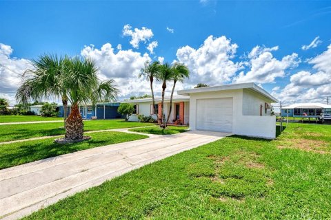 Villa ou maison à vendre à Port Charlotte, Floride: 3 chambres, 134.62 m2 № 1347066 - photo 6