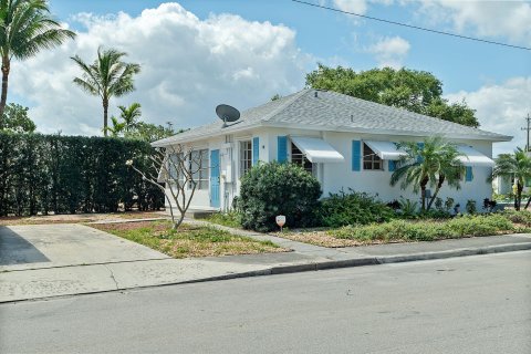 Villa ou maison à louer à Lake Worth, Floride: 2 chambres, 91.51 m2 № 1076877 - photo 25