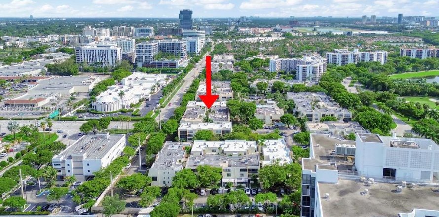 Condo à Aventura, Floride, 3 chambres  № 1294426