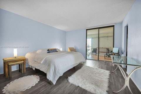 Condo in Aventura, Florida, 3 bedrooms  № 1294426 - photo 18