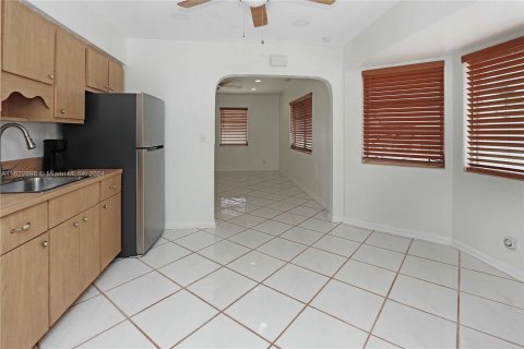 Casa en venta en Hollywood, Florida, 3 dormitorios, 124.3 m2 № 1281830 - foto 16