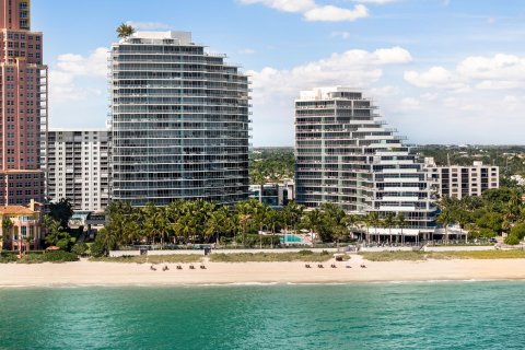 Condo in Fort Lauderdale, Florida, 2 bedrooms  № 1026309 - photo 1