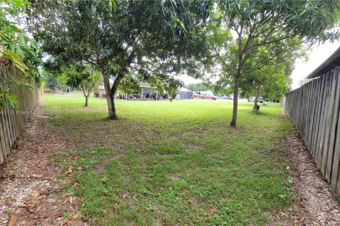 House in Homestead, Florida 3 bedrooms, 187.57 sq.m. № 1065052 - photo 11