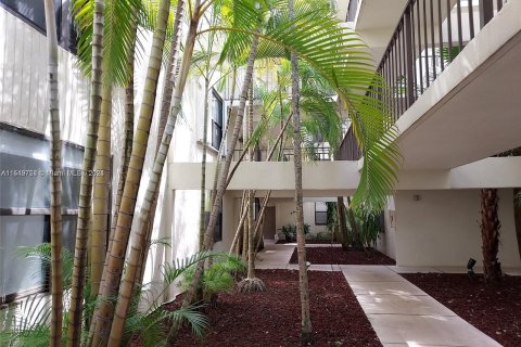 Condominio en venta en Aventura, Florida, 3 dormitorios, 128.21 m2 № 1065014 - foto 28