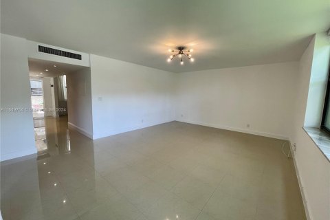 Condominio en venta en Aventura, Florida, 3 dormitorios, 128.21 m2 № 1065014 - foto 9