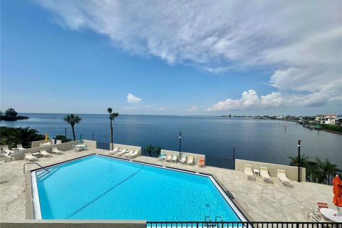 Copropriété à vendre à Hudson, Floride: 2 chambres, 114.83 m2 № 1323277 - photo 1