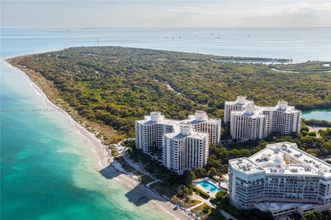 Copropriété à vendre à Key Biscayne, Floride: 2 chambres, 130.9 m2 № 1241473 - photo 21