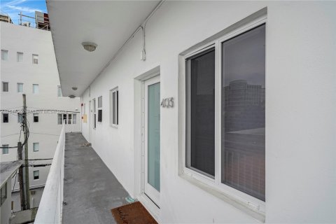 Condominio en venta en Miami Beach, Florida, 1 dormitorio, 71.26 m2 № 1054364 - foto 23