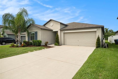 House in Wimauma, Florida 4 bedrooms, 178.19 sq.m. № 1352494 - photo 4