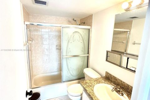 Condominio en venta en Hollywood, Florida, 1 dormitorio, 72.46 m2 № 1184223 - foto 14